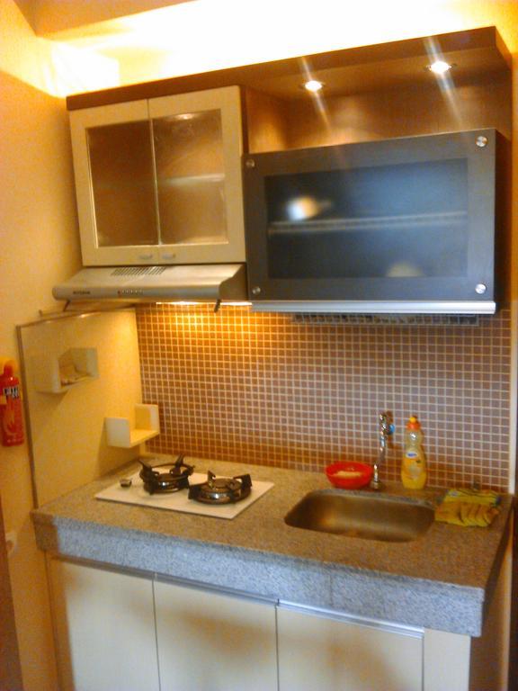 Apartment The Suites Metro By Yudis Бандунг Номер фото